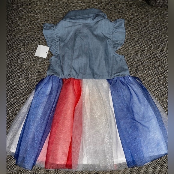 DISNEY’S Minnie mouse dress, Disney Junior size 2T, Walt Disney World NWT - Picture 2 of 6